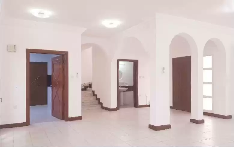 Residencial Listo Propiedad 3 dormitorios U / F Villa Standerlone  alquiler en al-sad , Doha #12885 - 1  image 